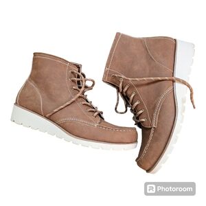 St. Johns Bay Womens Boots, Brown Womens Size 10